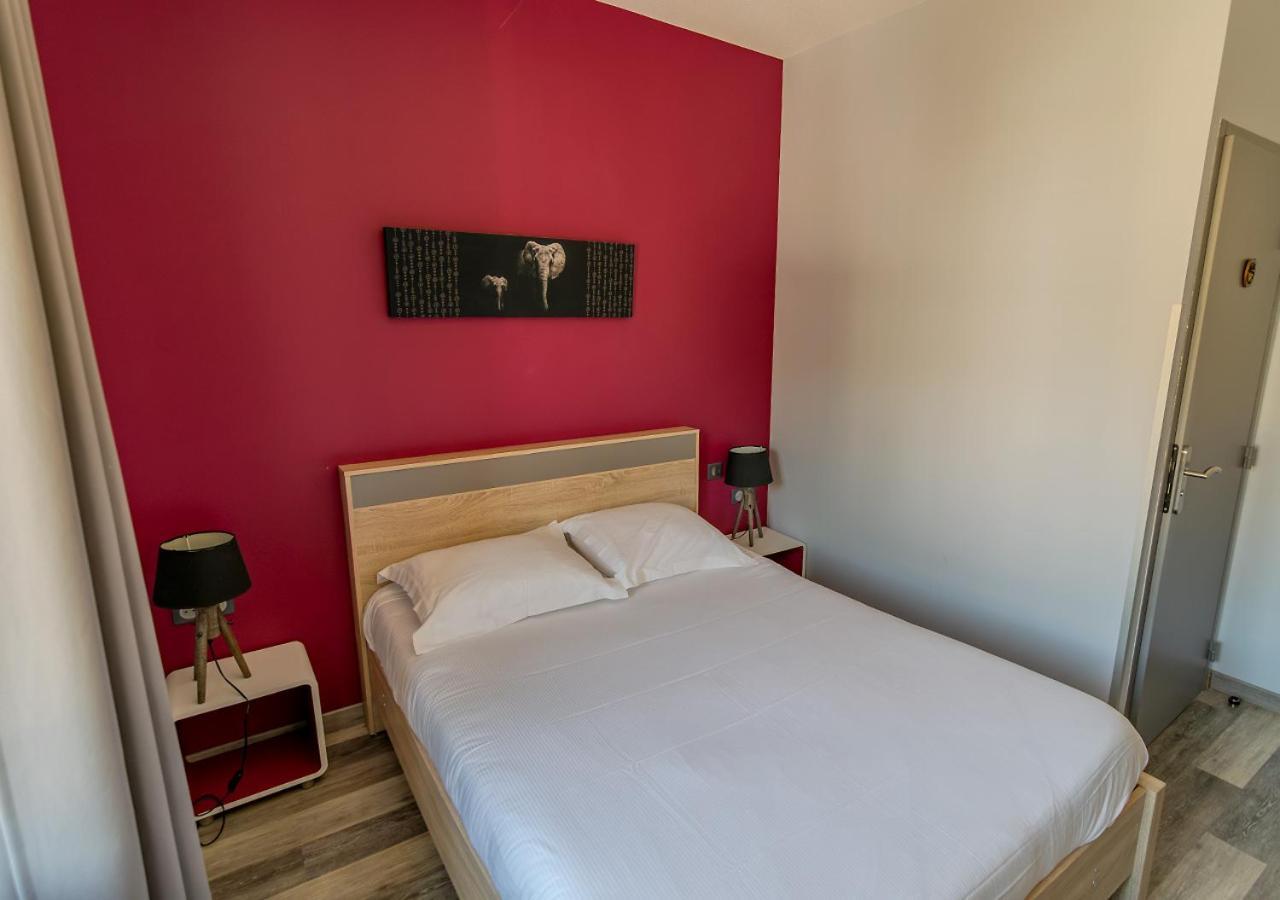 Hotel De L'Abbaye A קלוני מראה חיצוני תמונה